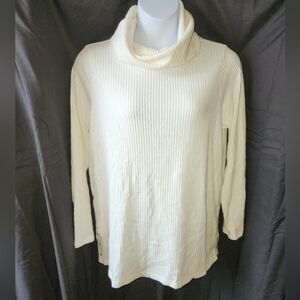 Liz Claiborne Light Scoopneck Sweater Size 1X NWT Creme Colored